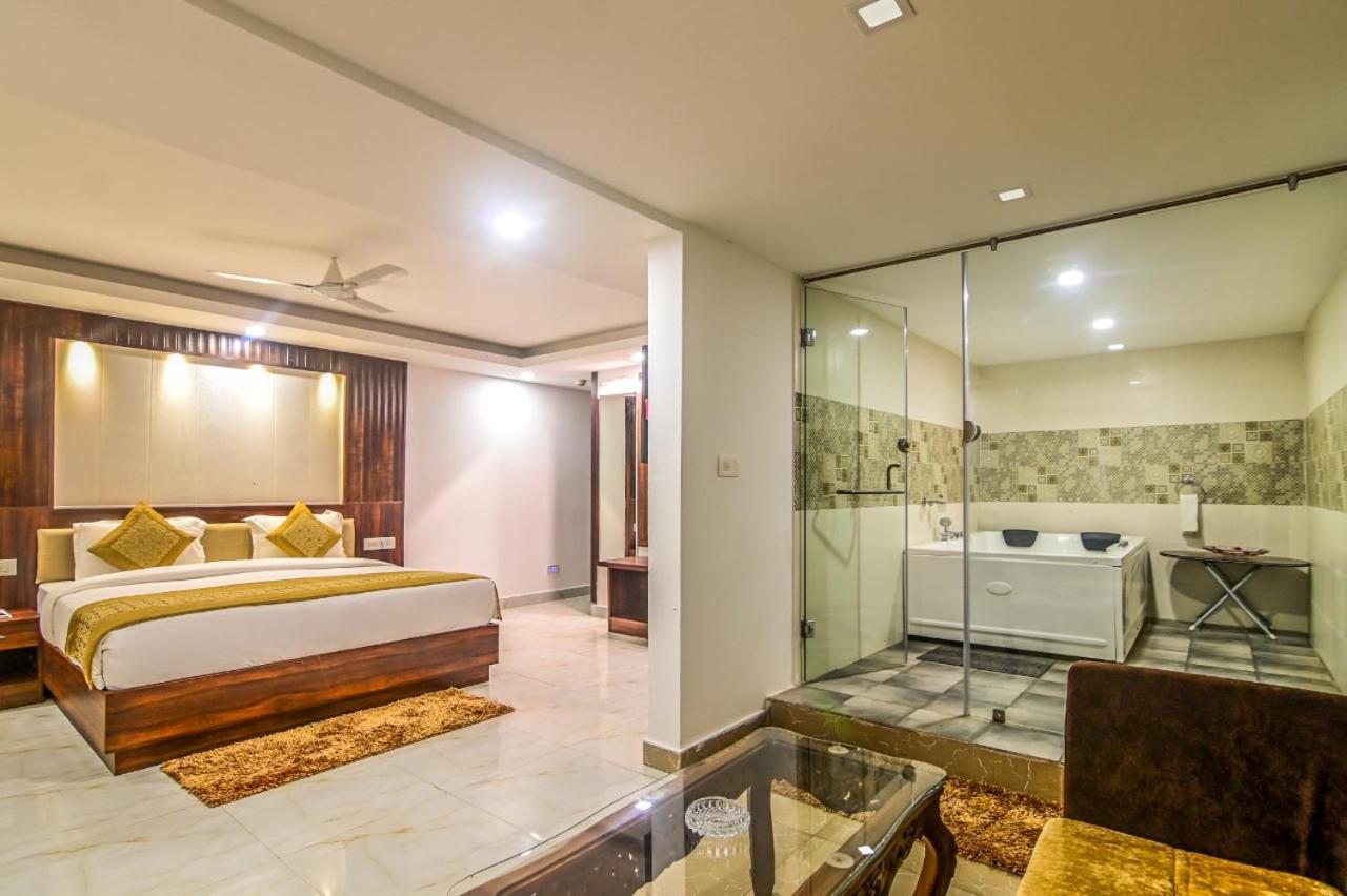 De Falcon Goa Beach Resort كاندولِم المظهر الخارجي الصورة