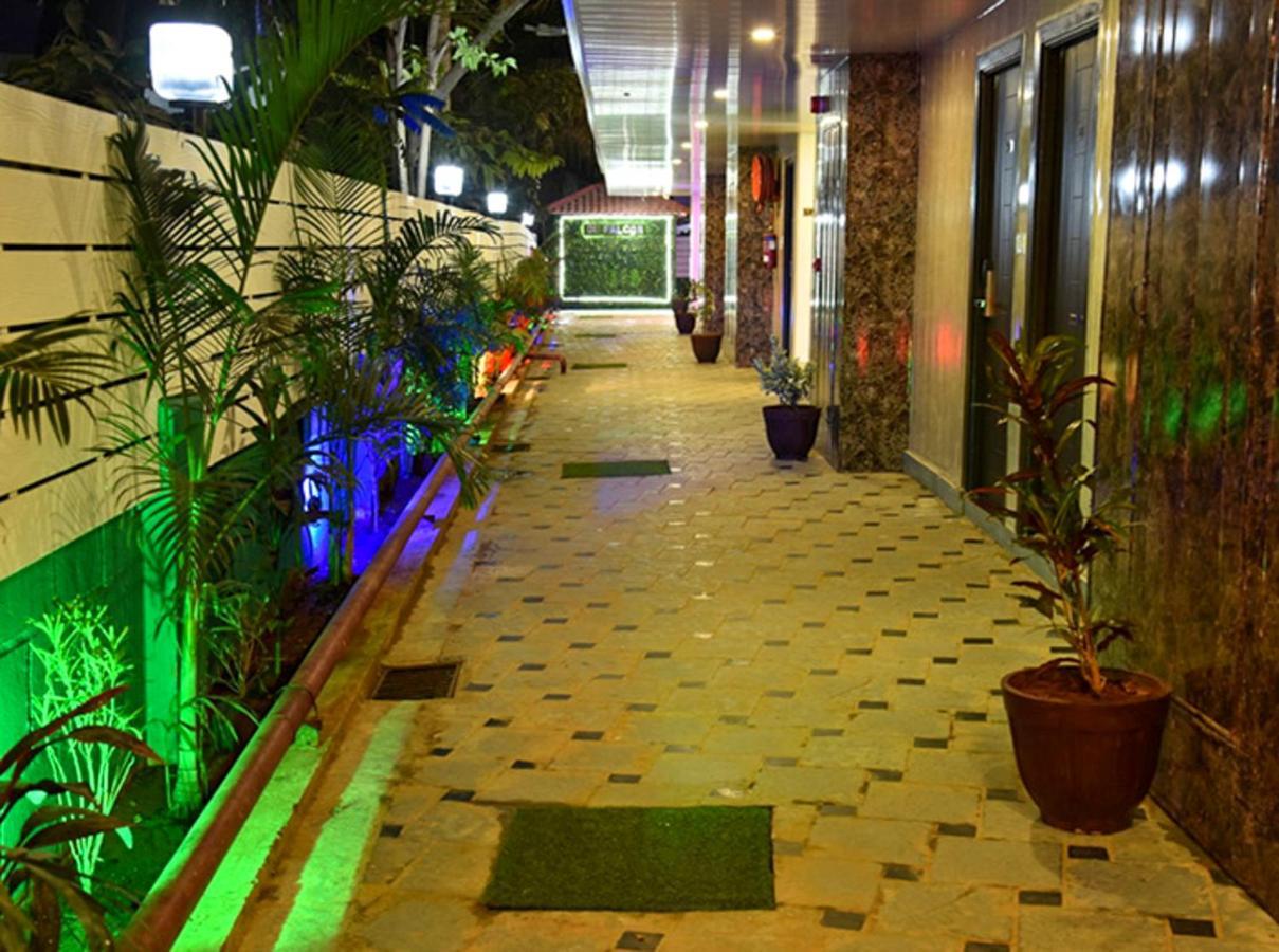 De Falcon Goa Beach Resort كاندولِم المظهر الخارجي الصورة