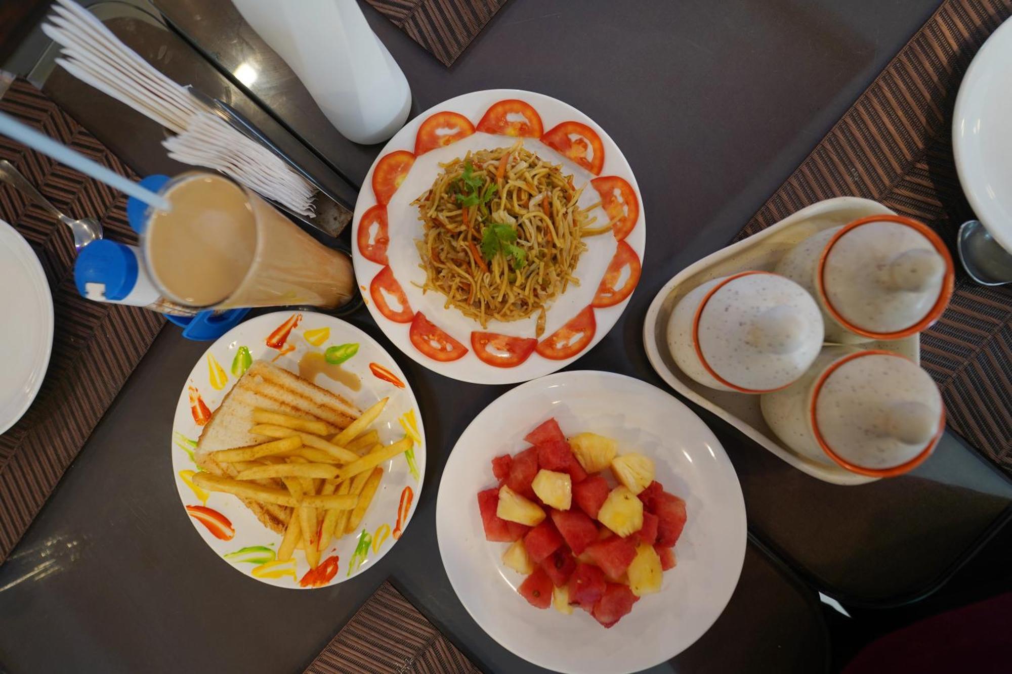De Falcon Goa Beach Resort كاندولِم المظهر الخارجي الصورة
